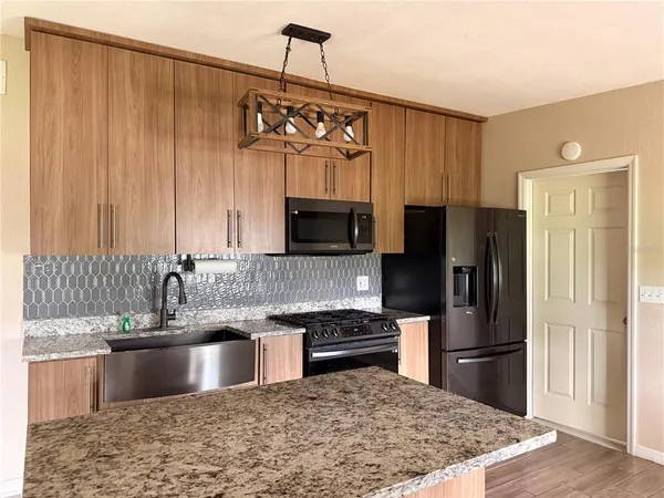 $1,600 | 201 Bradshaw Drive, Sanford, FL 32771