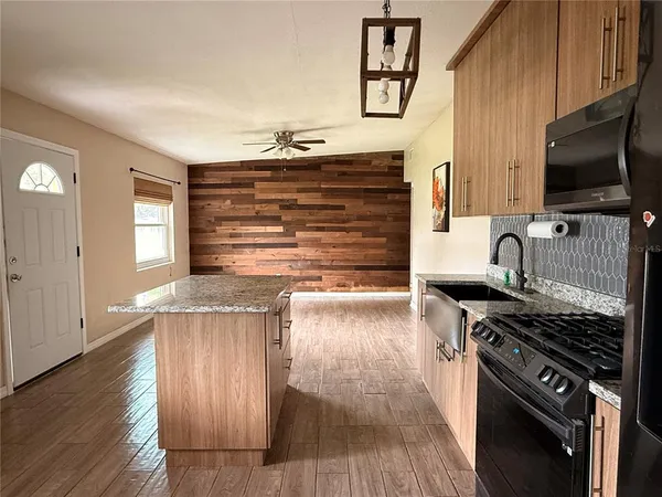 $1,600 | 201 Bradshaw Drive, Sanford, FL 32771