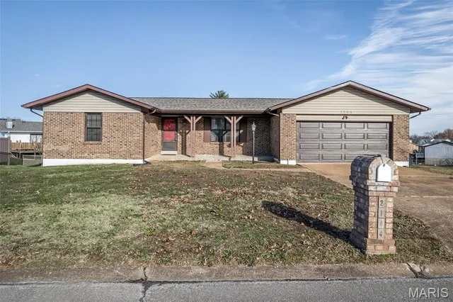 $259,900 | 2104 Wellington Drive, Imperial, MO 63052