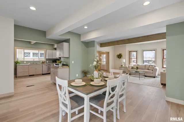 $289,000 | 1203 West Locust Street, Davenport, IA 52804