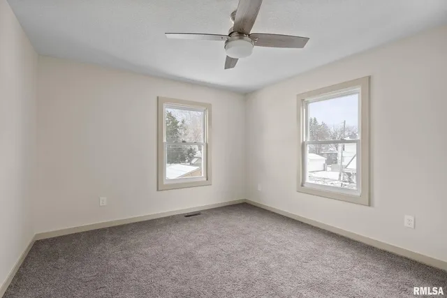 $289,000 | 1203 West Locust Street, Davenport, IA 52804