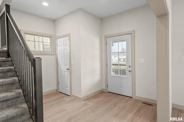 $289,000 | 1203 West Locust Street, Davenport, IA 52804