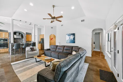 $575,000 | 15110 Lariat Trail, Austin, TX 78734