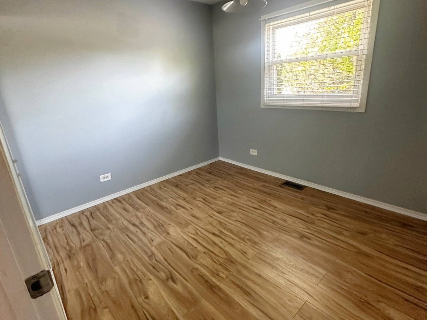 620 Teton Circle Carol Stream, IL 60188 - Photo 12 of 13