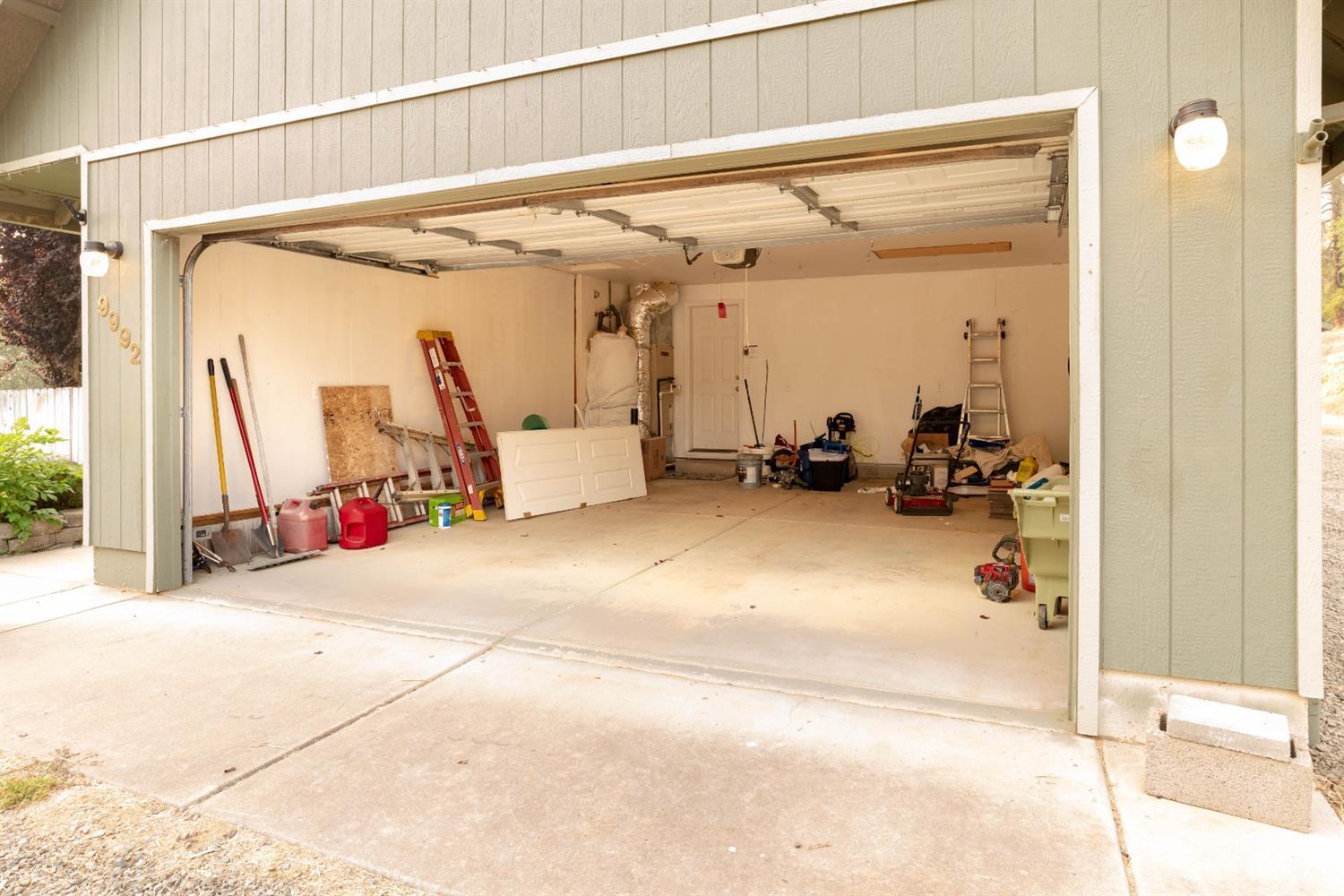 9992 Blackwell Road Central Point, OR 97502 - Photo 33 of 35 Additional Photo
