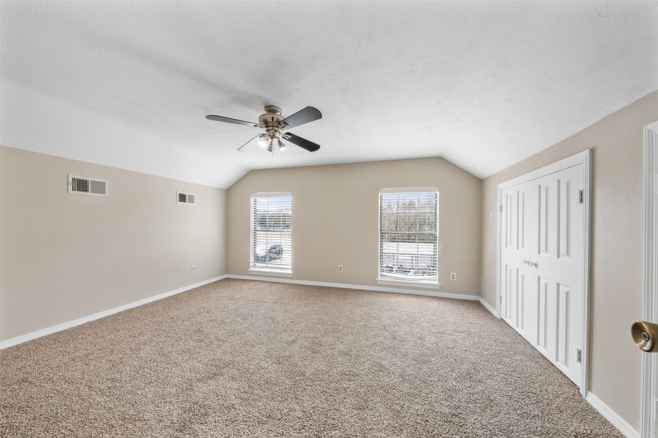 33349 Interstate 10 Hankamer, TX 77560 - Photo 19 of 28 a view of an empty room with a window