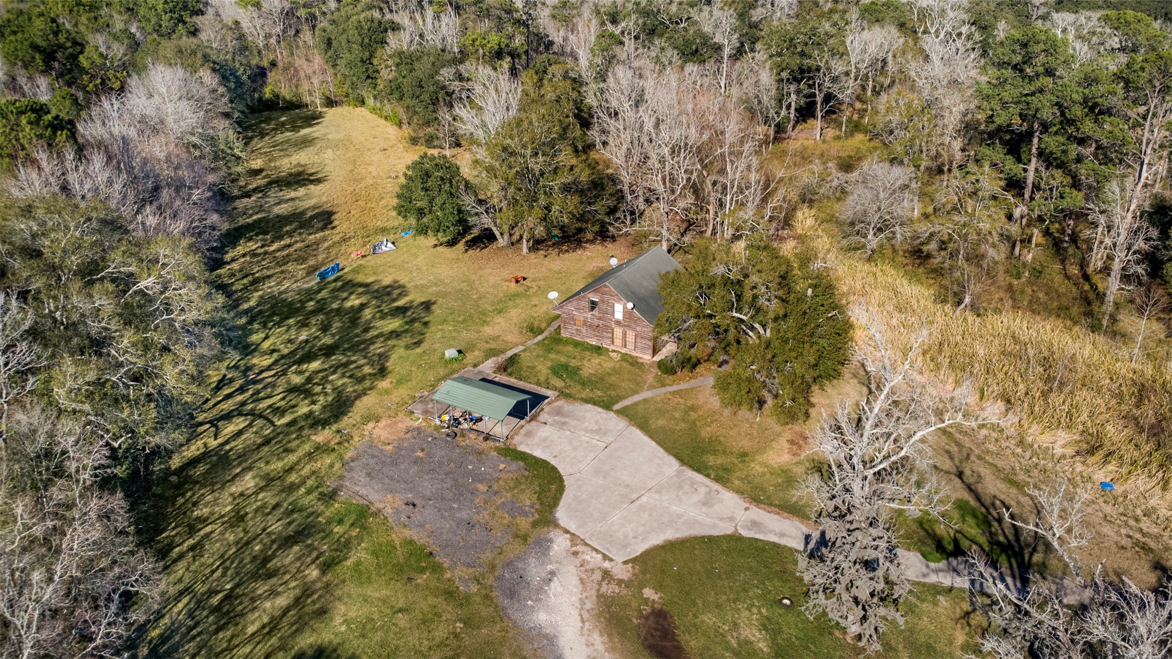 33349 Interstate 10 Hankamer, TX 77560 - Photo 21 of 28 a view of top of a house with a yard