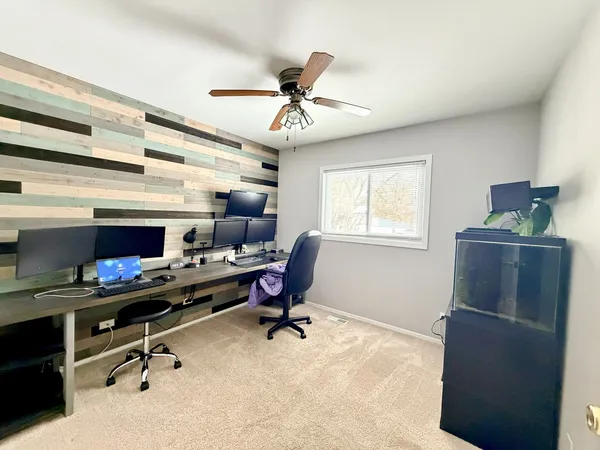 $2,600 | 635 Morton Street, Hoffman Estates, IL 60169