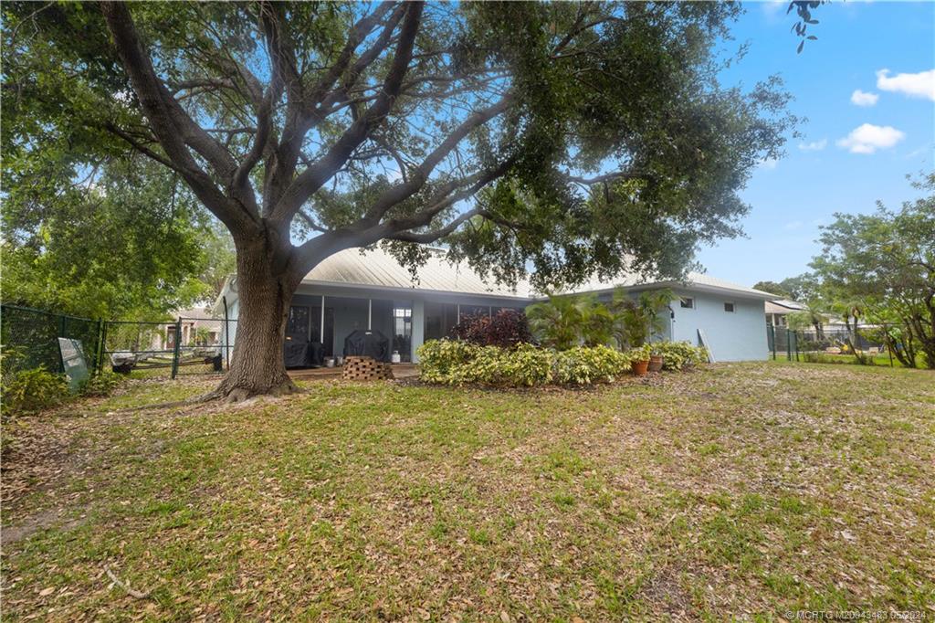 5656 Northwest Whitecap Road Port St. Lucie, FL 34986 - Photo 24 of 32 Gallery Image 24