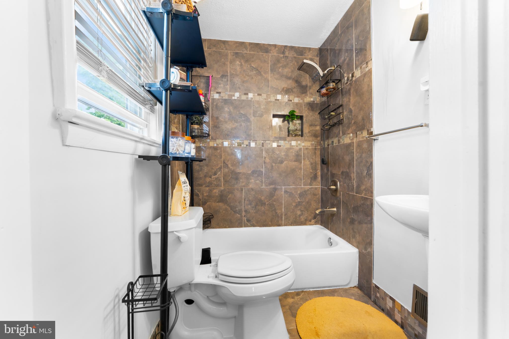 1420 V Street Southeast Washington, DC 20020 - Photo 20 of 29