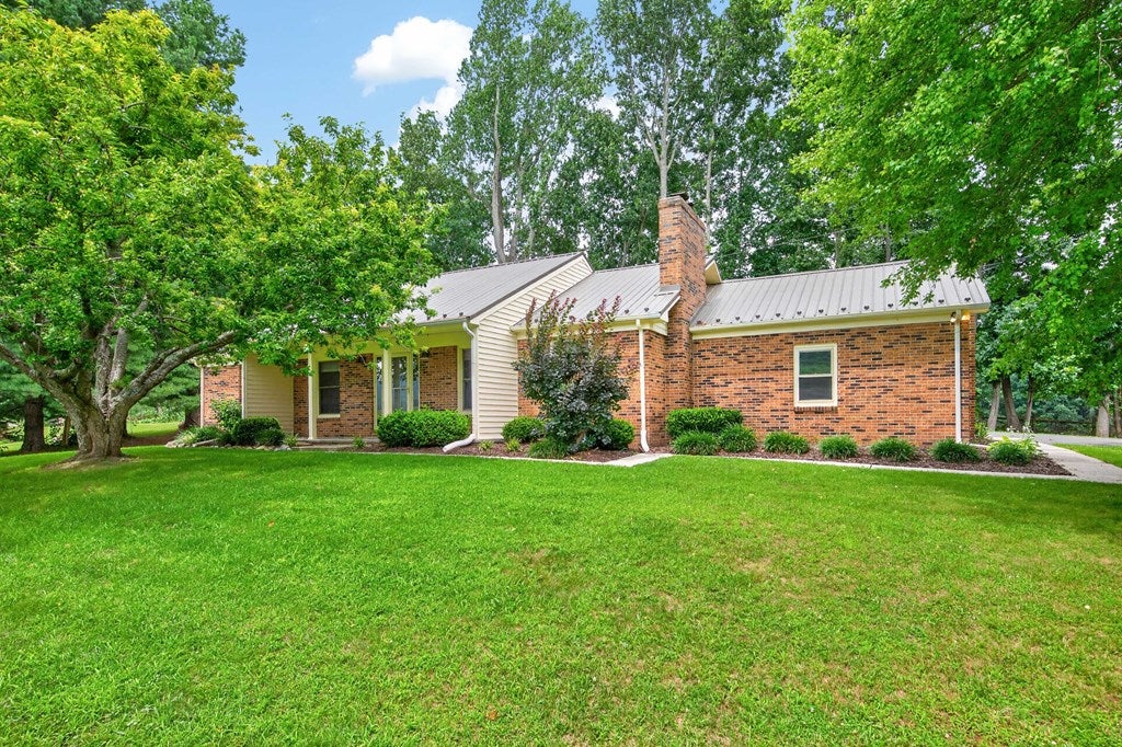1299 Kinder Valley Road Rural Retreat, VA 24368 - Photo 2 of 82 Gallery Image 2