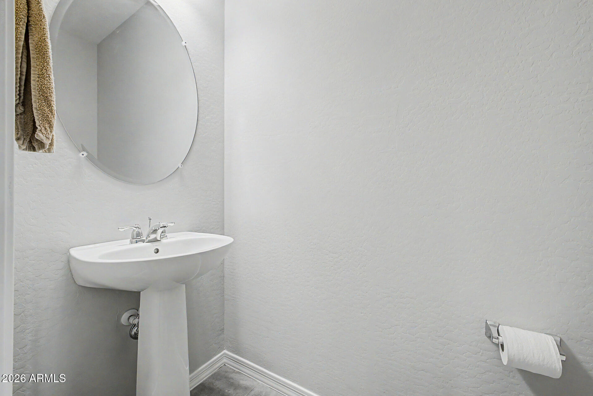 2522 East Novak Way Phoenix, AZ 85042 - Photo 12 of 40 14 - Novak