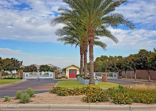 $610,000 | 2522 East Novak Way, Phoenix, AZ 85042