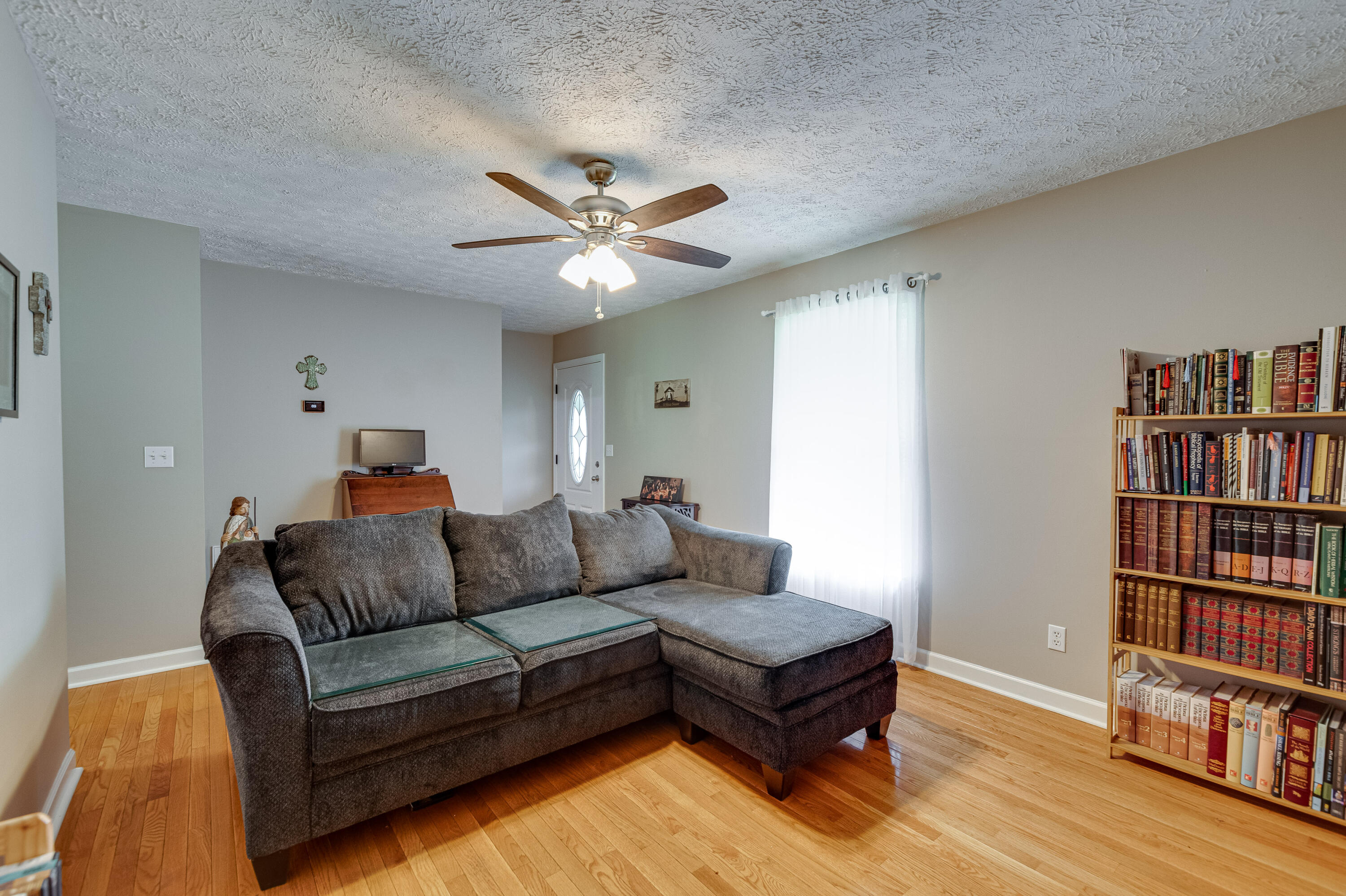 38 Monroe Green Road Trion, GA 30753 - Photo 6 of 29 38 Monroe Green Rd-6