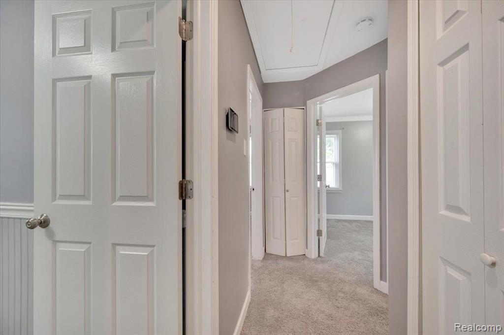 25107 Rosenbusch Boulevard Warren, MI 48089 - Photo 9 of 18