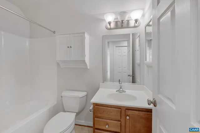 $625,000 | 236 Deer Run Drive, Zion Crossroads, VA 22942