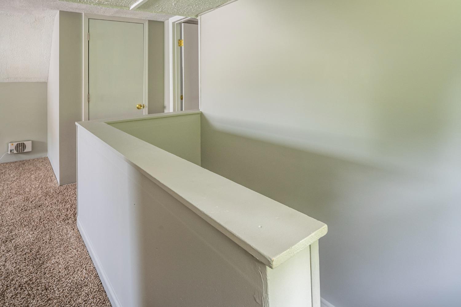 224 Ridgeway Road Cincinnati, OH 45216 - Photo 15 of 22