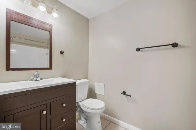 $2,700 | 1 Esmond Court, Germantown, MD 20874