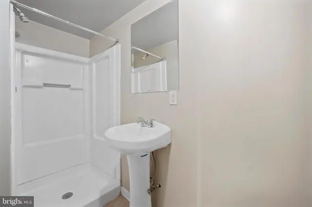 $2,700 | 1 Esmond Court, Germantown, MD 20874