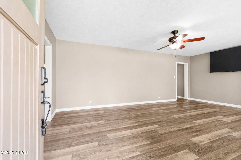 3140 Douglas Road Panama City, FL 32405 - Photo 4 of 25