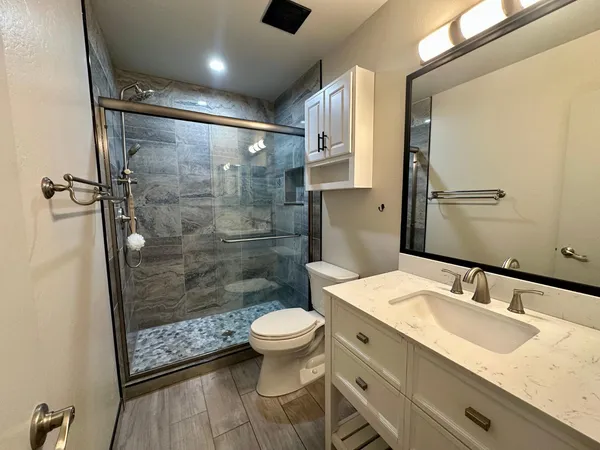 $1,795 | 116 West Loma Vista Drive, Unit 104, Tempe, AZ 85282