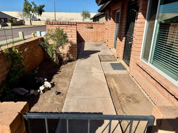 $1,795 | 116 West Loma Vista Drive, Unit 104, Tempe, AZ 85282