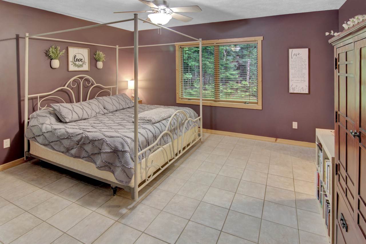2811 East Duck Lake Road Grawn, MI 49637 - Photo 21 of 33 1875741-20.JPG