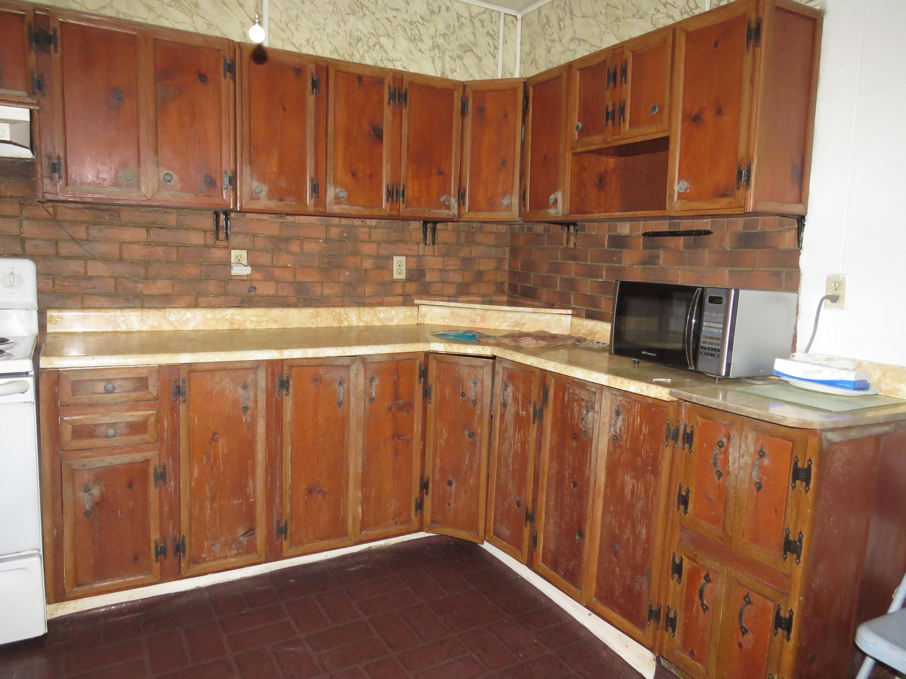 11715 Charlotte Road Coeburn, VA 24230 - Photo 23 of 50 IMG_0828