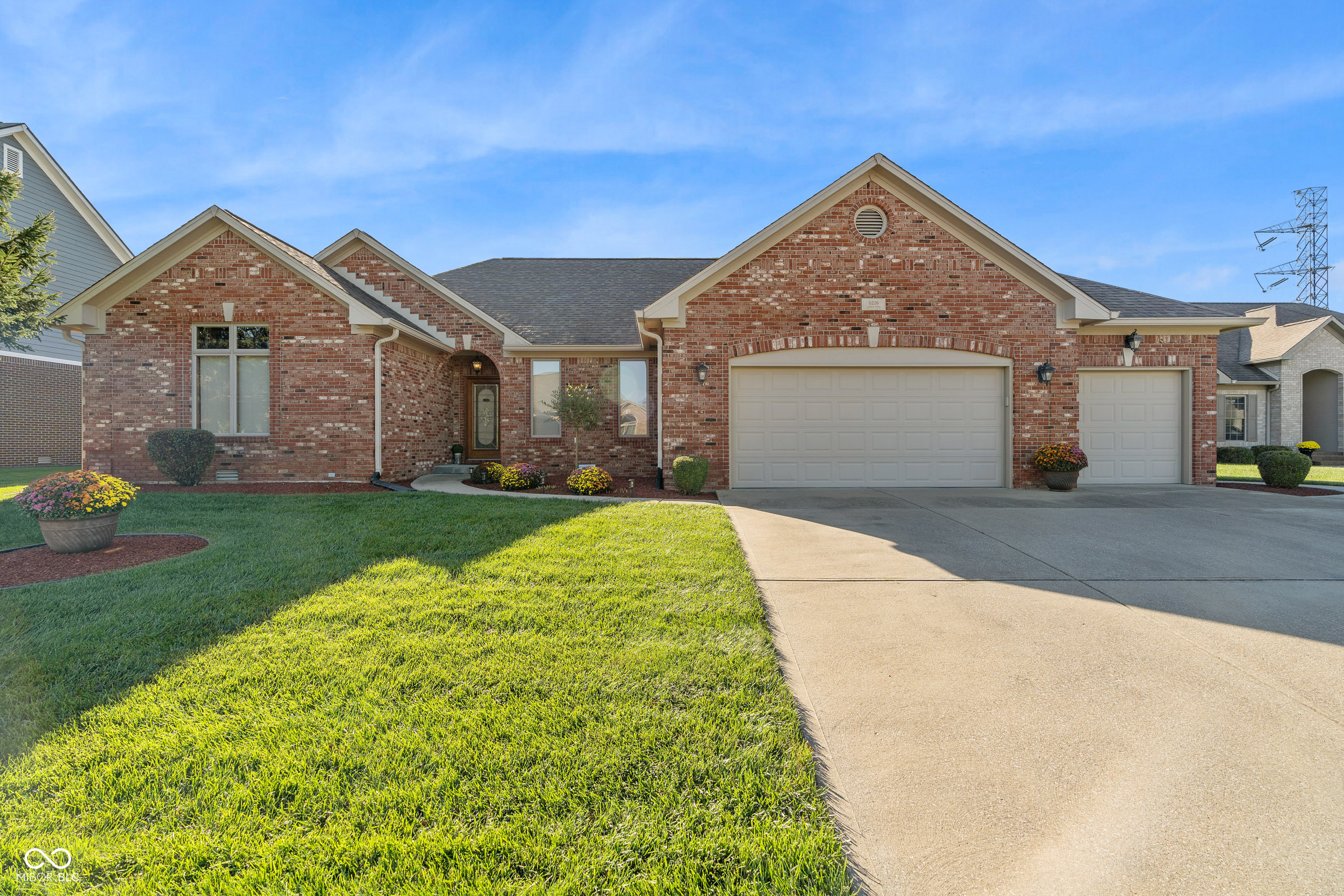 6226 Simien Road Indianapolis, IN 46237 - Photo 1 of 42 Gallery Image 1