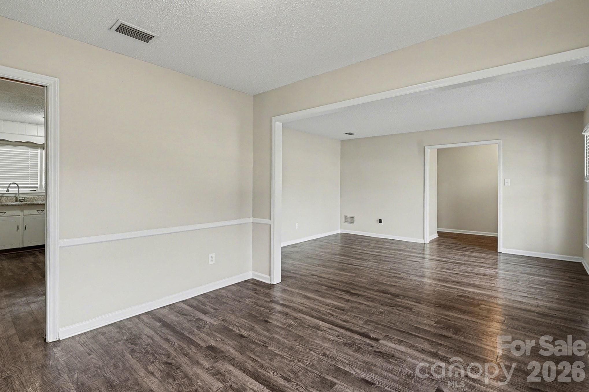 3220 Cross Winds Road Charlotte, NC 28227 - Photo 2 of 16 Gallery Image 2