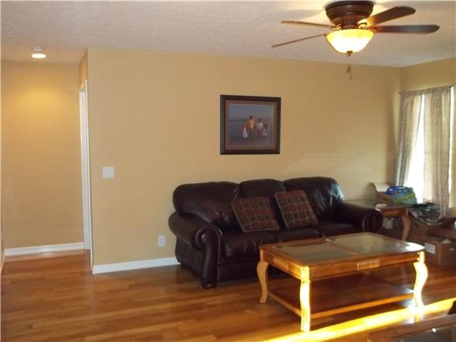 5451 Stacy Springs Road Springfield, TN 37172 - Photo 5 of 20 Gallery Image 5
