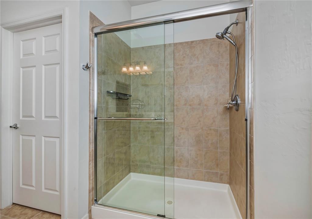 19060 Lappacio Street Venice, FL 34293 - Photo 18 of 35