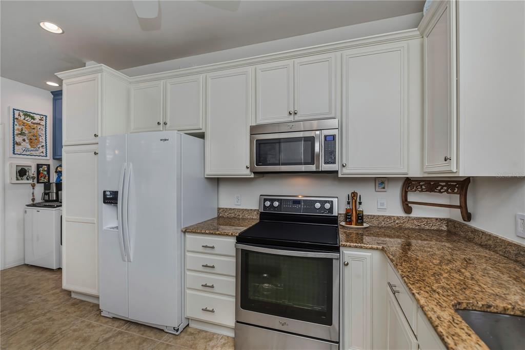 19060 Lappacio Street Venice, FL 34293 - Photo 6 of 35