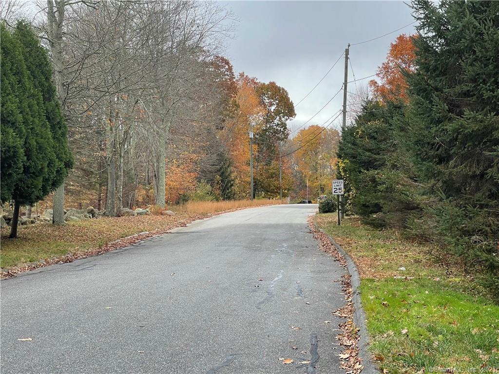 5 Autumn Way Ledyard, CT 06339 - Photo 1 of 1 Welcome to Autumn Way.
