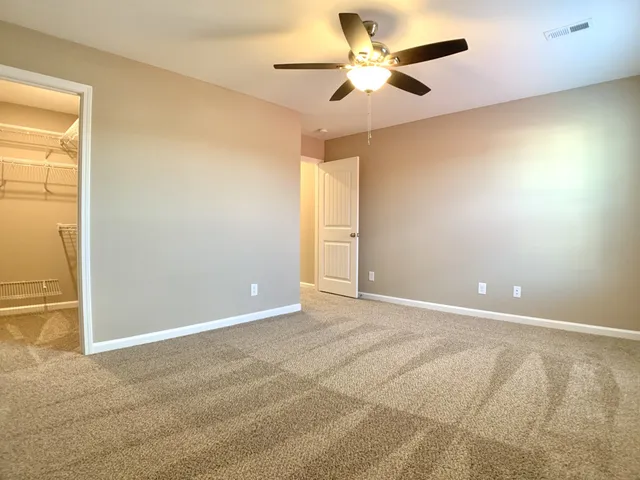 en view of an empty room