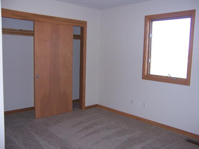 1819 Amity Road Galloway, OH 43119 - Photo 14 of 16