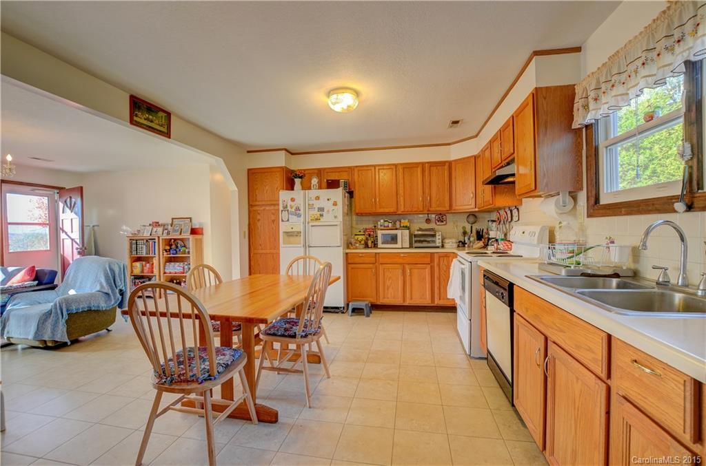 139 Cove Springs Road Rutherfordton, NC 28139 - Photo 4 of 19 Gallery Image 4