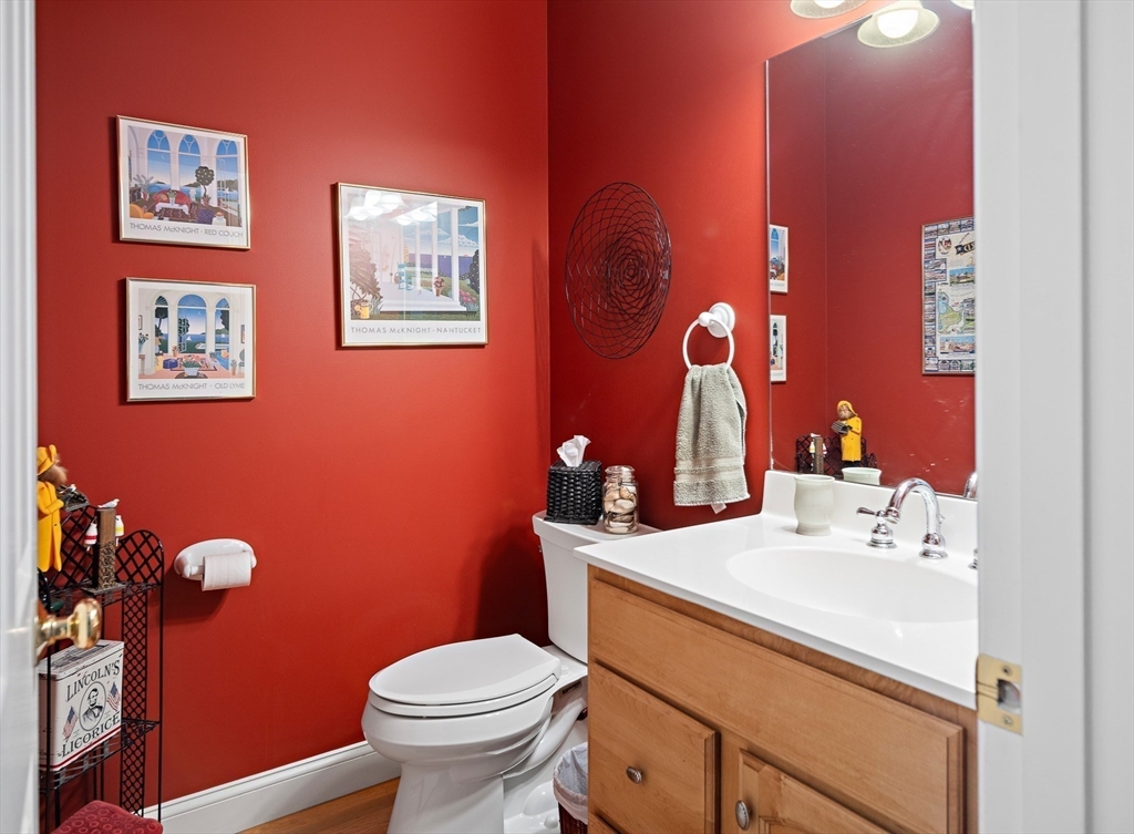 42 Deacon Vincent Way Edgartown, MA 02539 - Photo 14 of 30