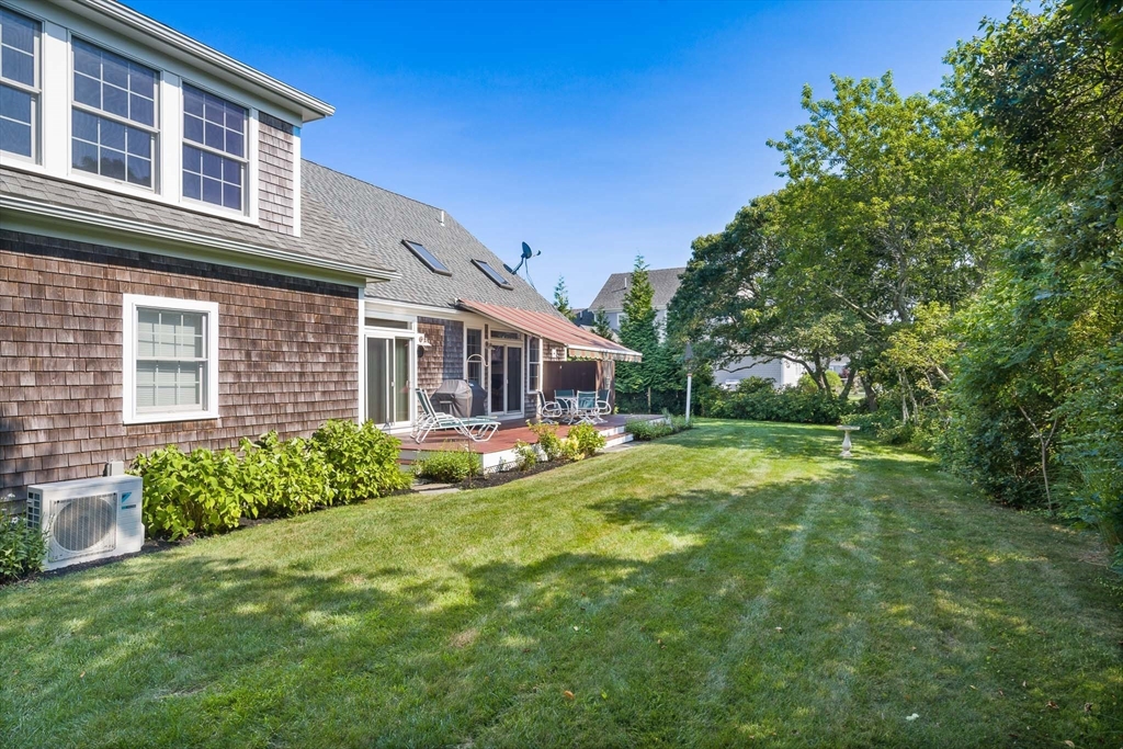 42 Deacon Vincent Way Edgartown, MA 02539 - Photo 2 of 30