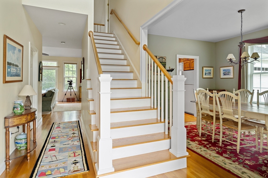 42 Deacon Vincent Way Edgartown, MA 02539 - Photo 4 of 30