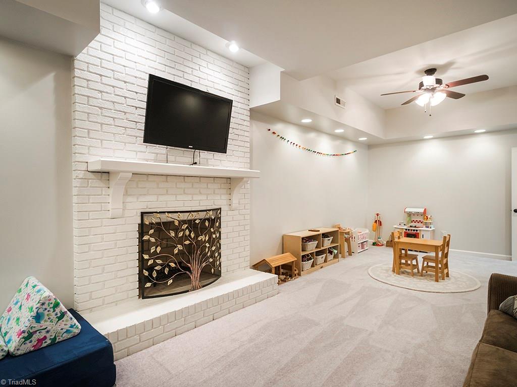 5001 Leadenhall Road Oak Ridge, NC 27310 - Photo 24 of 30