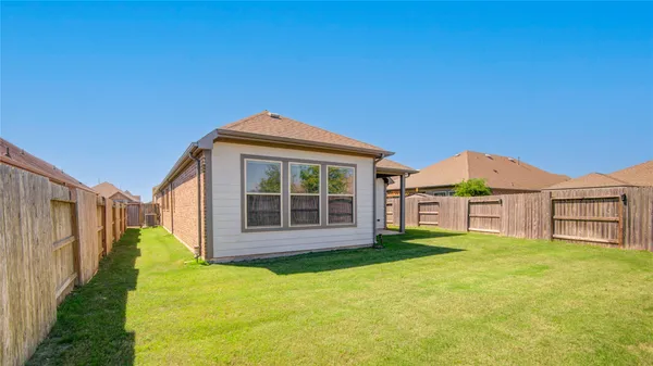 $2,490 | 2815 Torrey Pines Drive, Fulshear, TX 77423