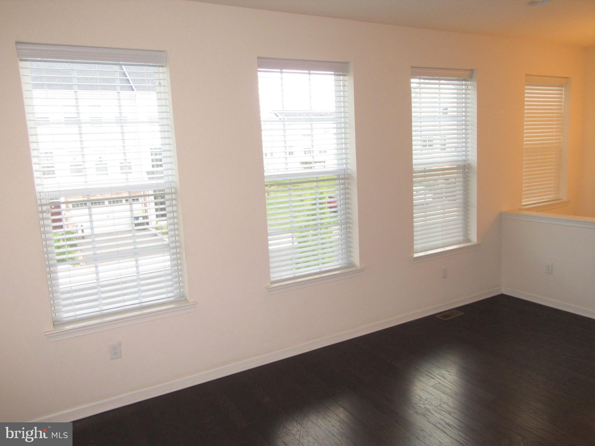 533 Liam Place Bear, DE 19701 - Photo 6 of 21 living room