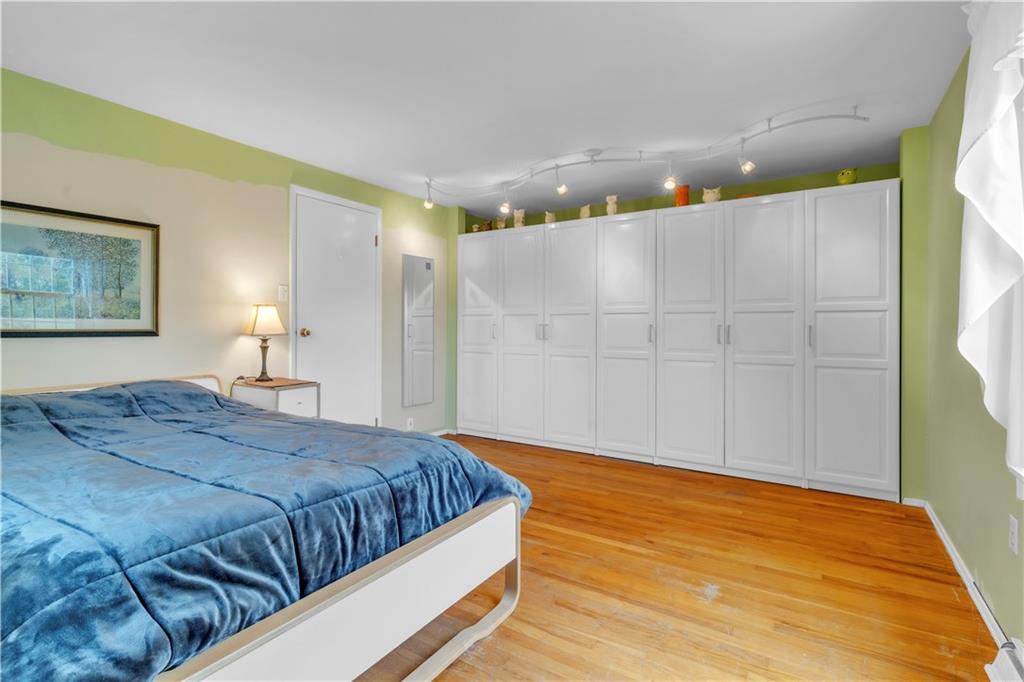 5100 West Harbison Road Pittsburgh, PA 15205 - Photo 26 of 49 2nd bedroom featuring built-in closets!