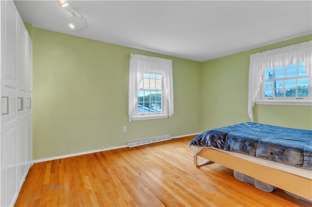 5100 West Harbison Road Pittsburgh, PA 15205 - Photo 27 of 49 light & bright