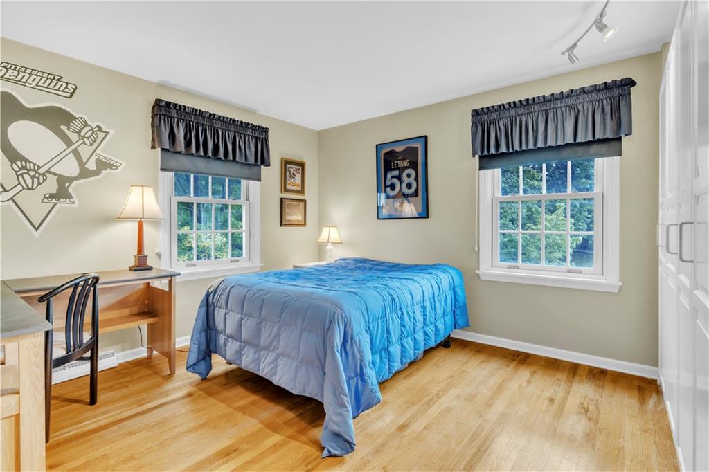 5100 West Harbison Road Pittsburgh, PA 15205 - Photo 31 of 49 4th bedroom