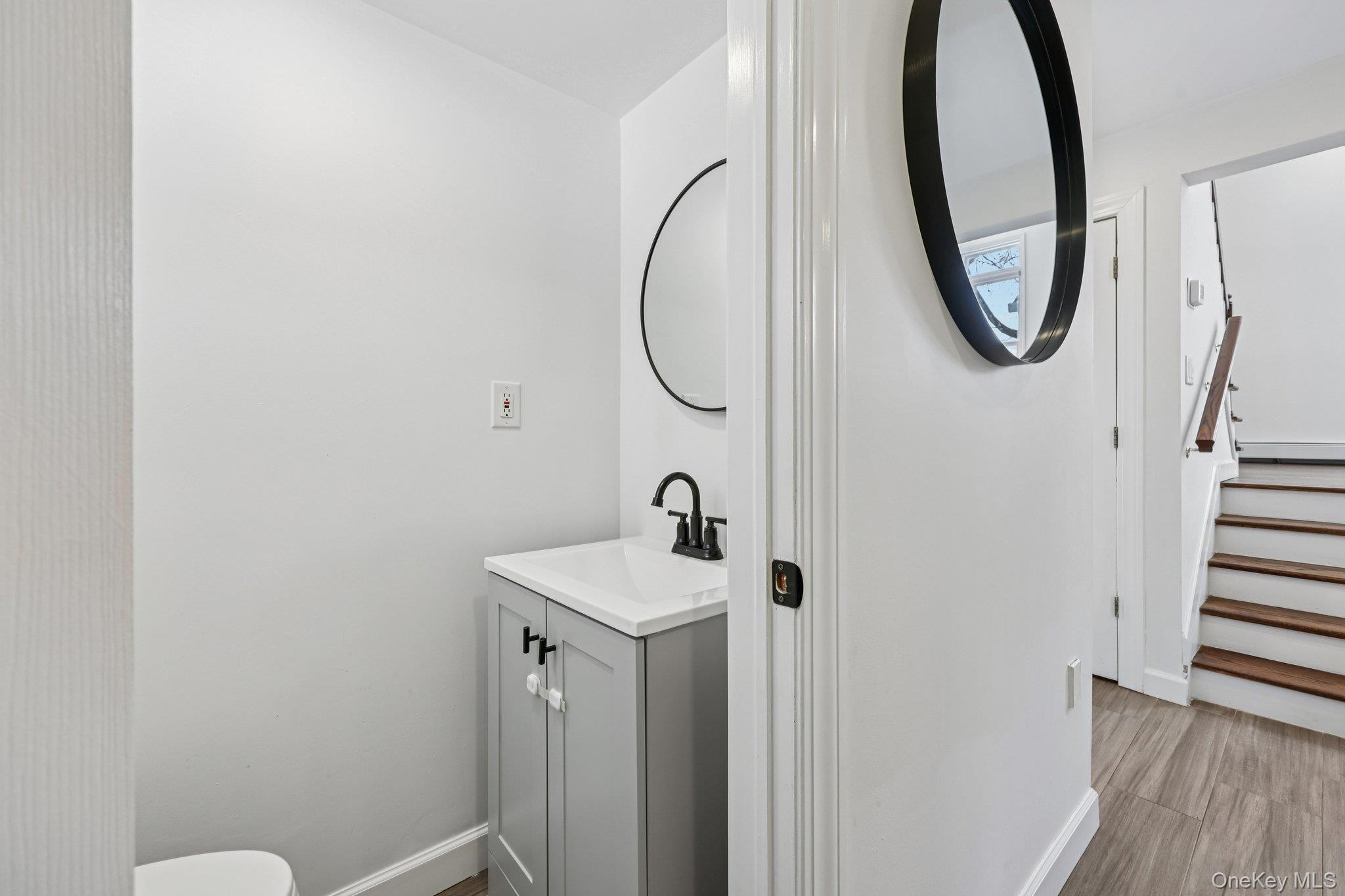 56 Hewitt Avenue Bronxville, NY 10708 - Photo 25 of 50