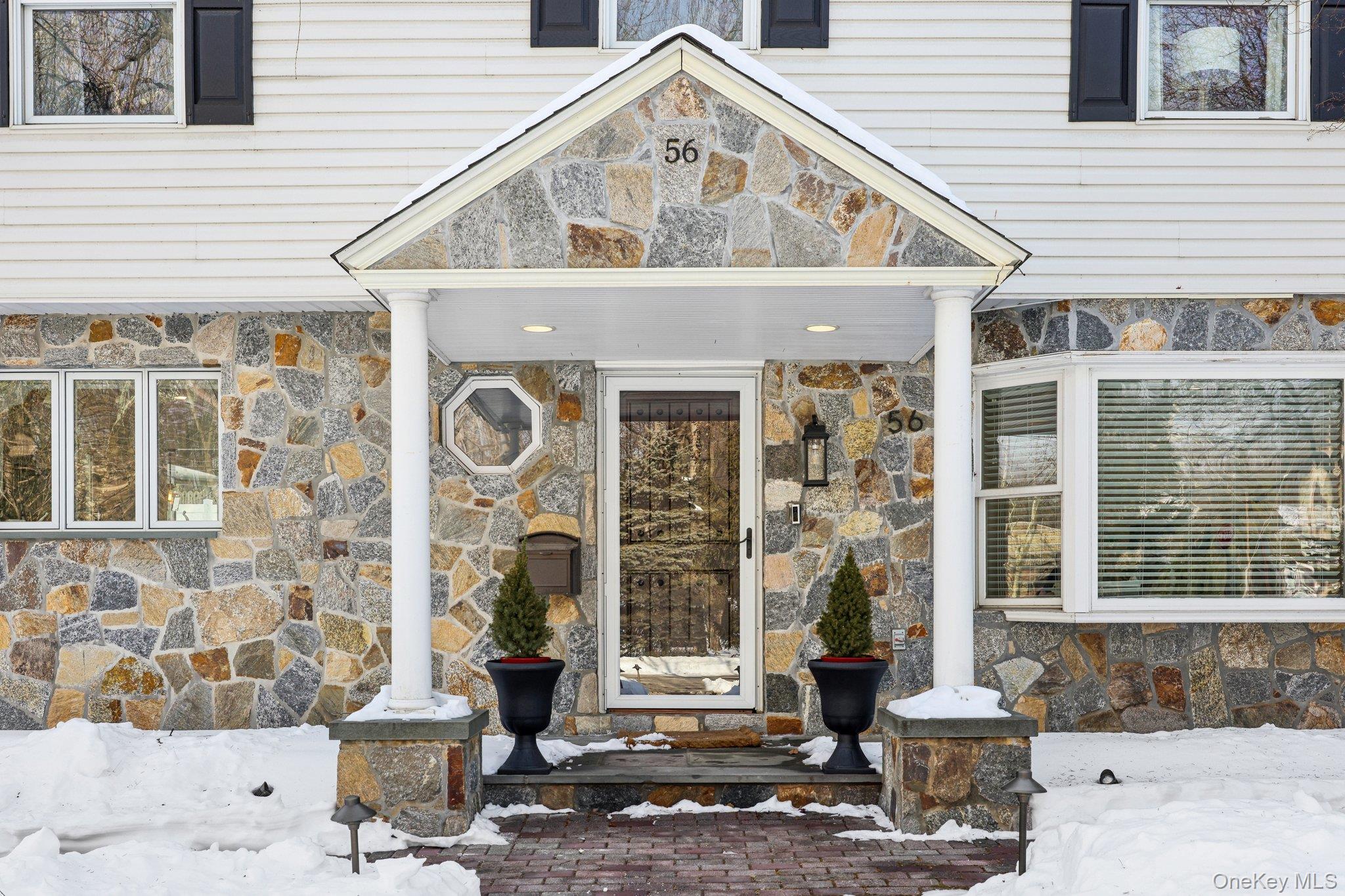 56 Hewitt Avenue Bronxville, NY 10708 - Photo 4 of 50