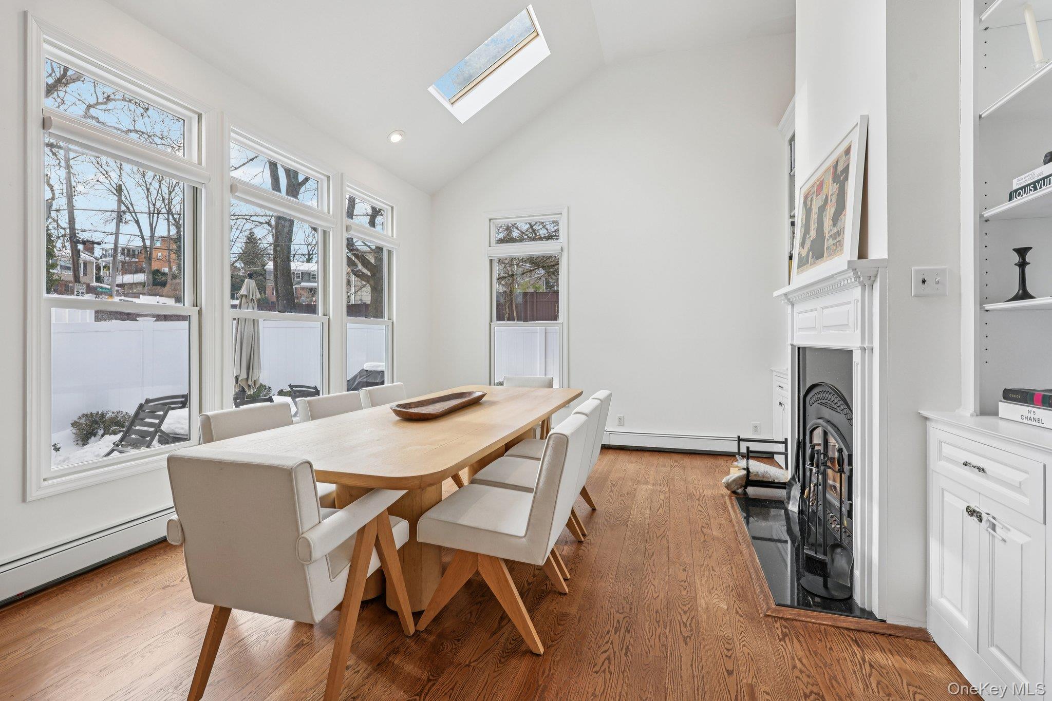 56 Hewitt Avenue Bronxville, NY 10708 - Photo 9 of 50