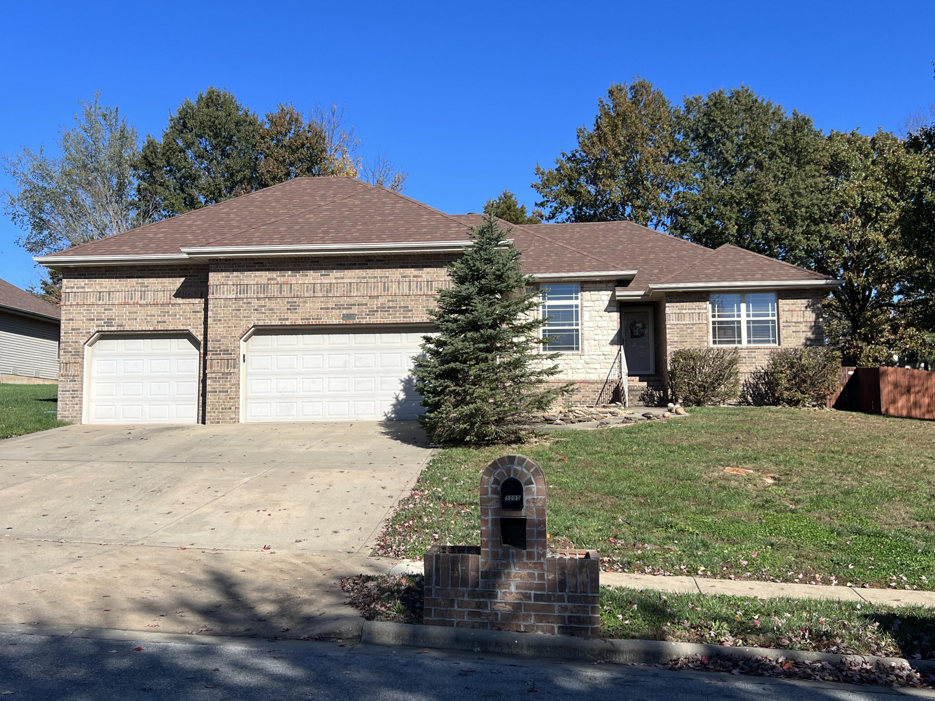 5095 East Copper Ridge Street Springfield, MO 65809 - Photo 1 of 1 IMG_2454